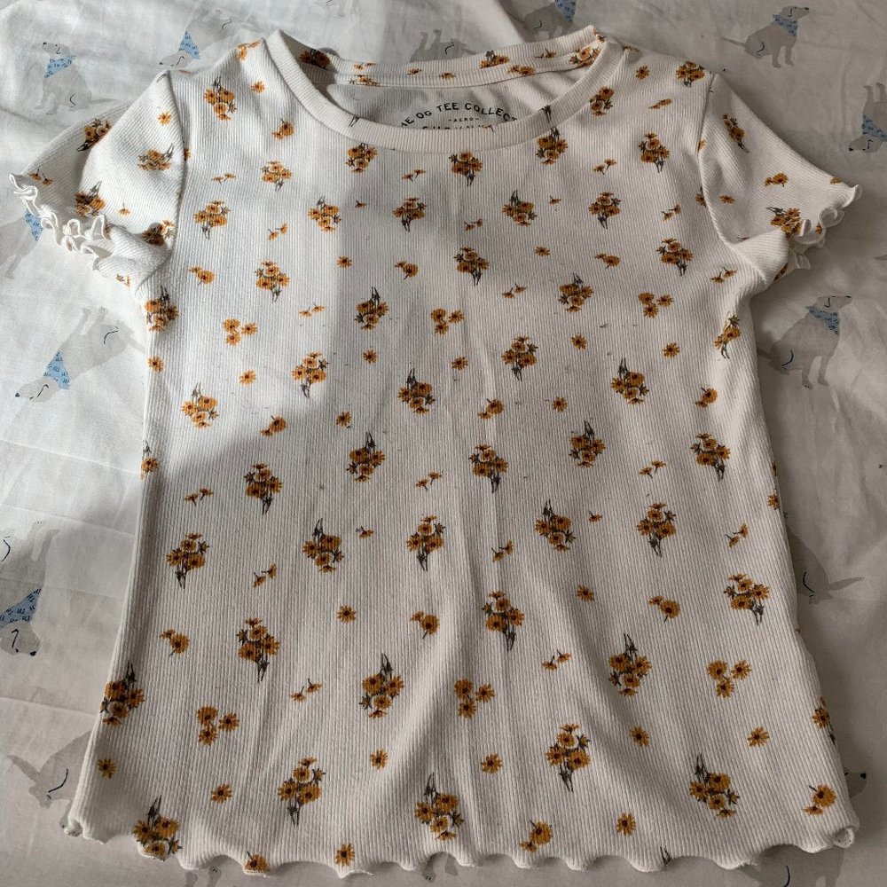 Floral cropped baby tee